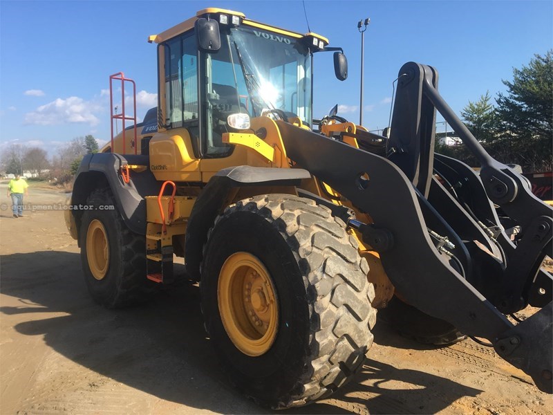 2015 Volvo L110H Image 2