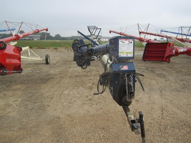 2011 Harvest International H1082 Image 2