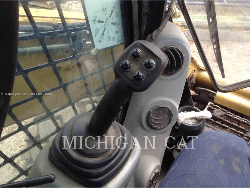 2008 Caterpillar 272C Image 10