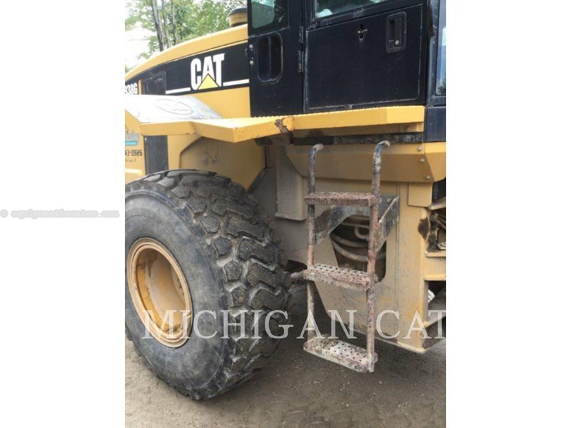 2006 Caterpillar 938GII Image 13