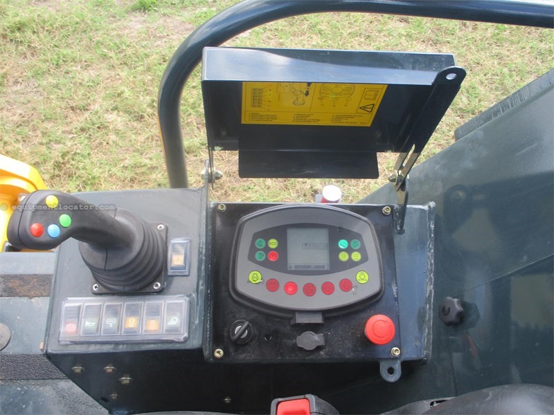 2018 Hyundai HR120C-9 Image 10