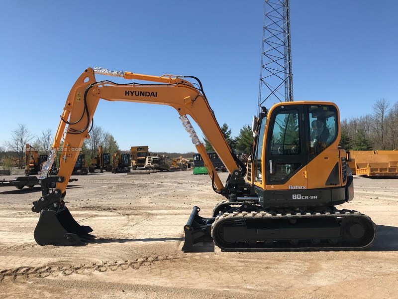 2017 Hyundai ROBEX 80CR-9A Image 2