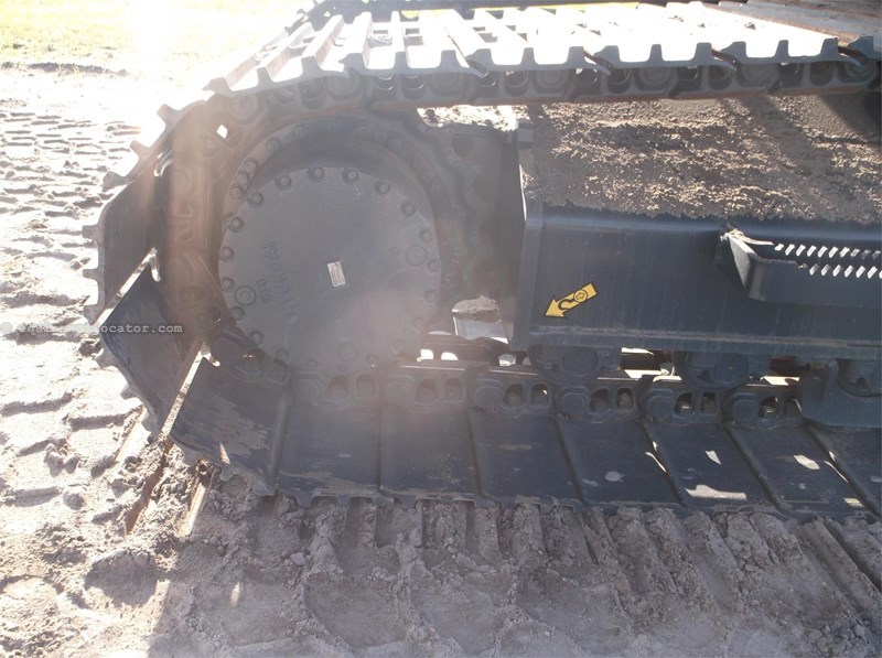 2018 Hyundai HX220L Image 10