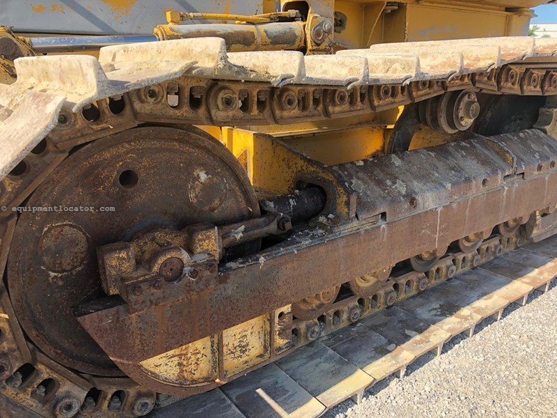 2004 John Deere 650H LGP Image 10