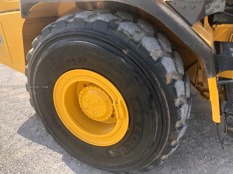 2012 John Deere 300D II Image 10