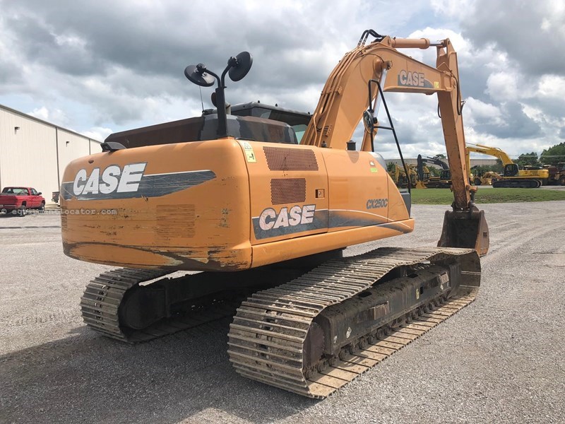 2011 Case CX250C Image 4