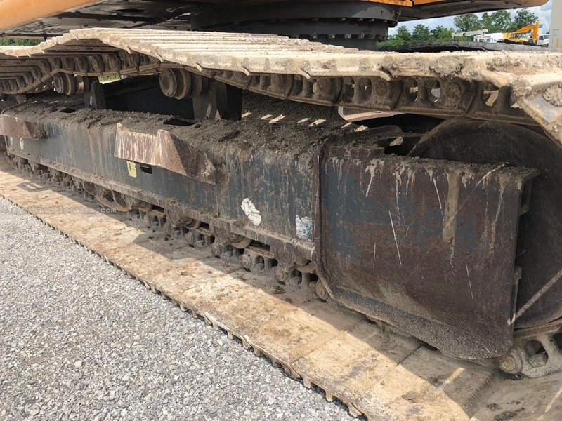 2011 Case CX250C Image 9