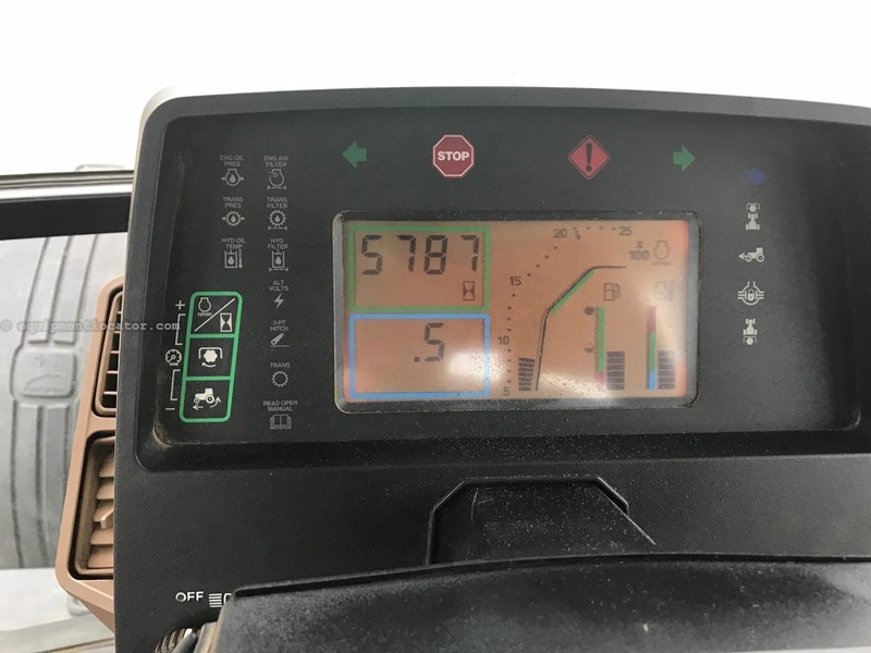 John Deere 7810 Image 11