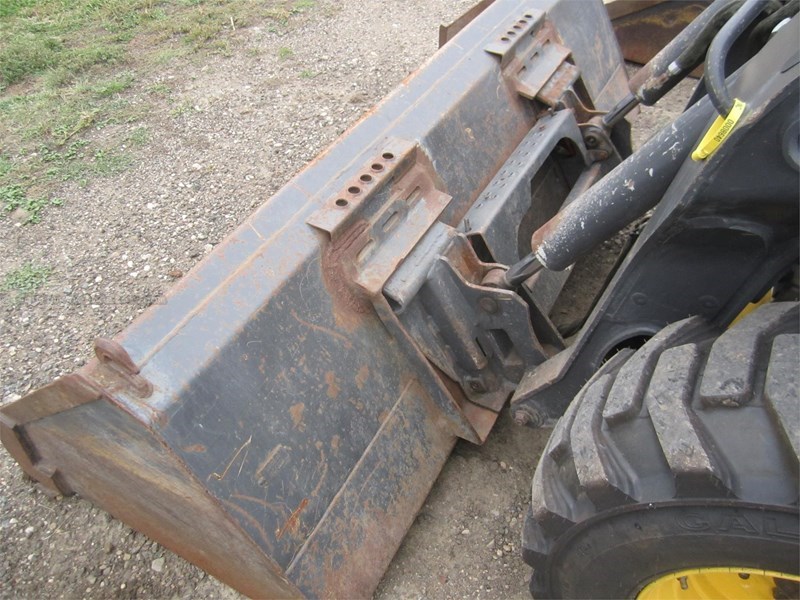 2013 New Holland L225 Image 10