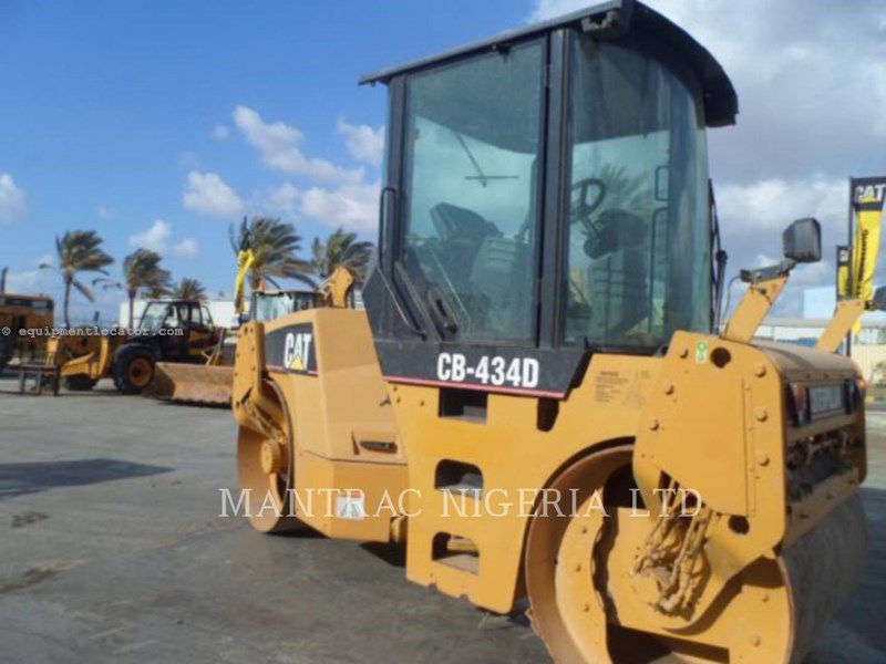 2007 Caterpillar CB-434D Image 10