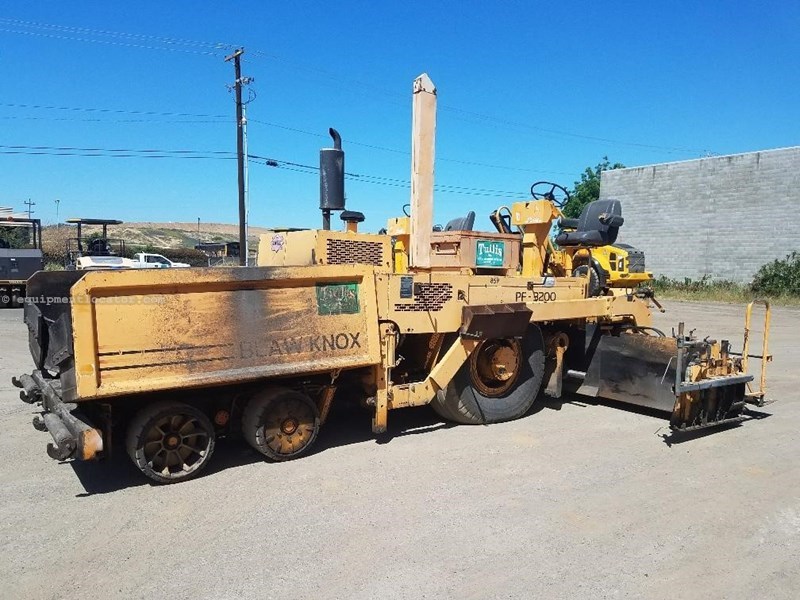 1999 Blaw-Knox PF3200 Image 10