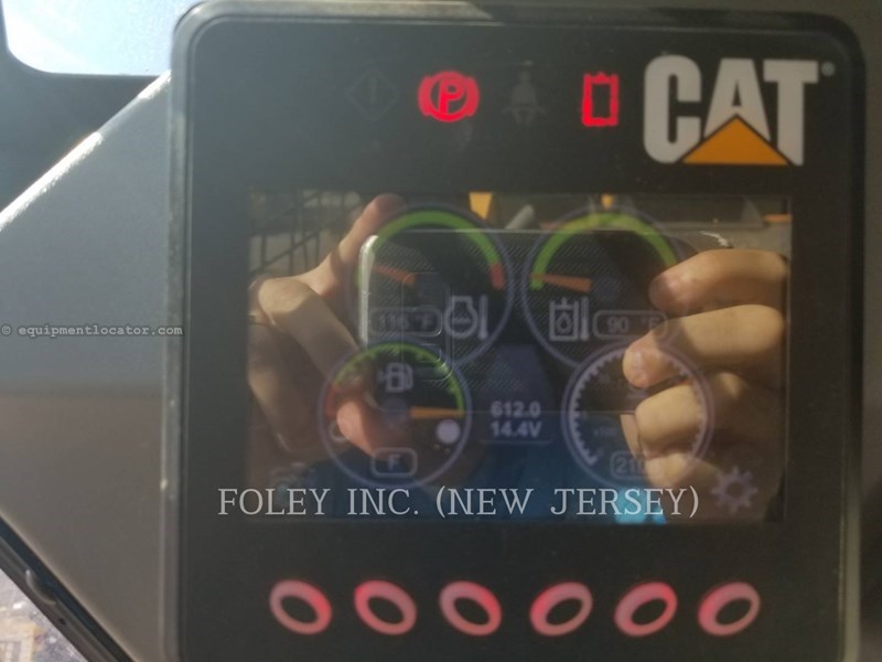 2015 Caterpillar 242D Image 10