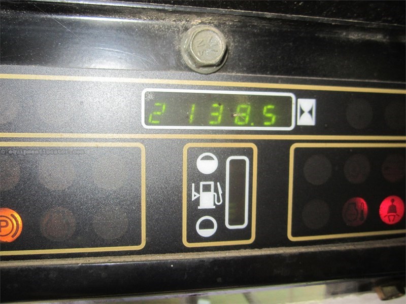 1995 New Holland LX885 Image 11