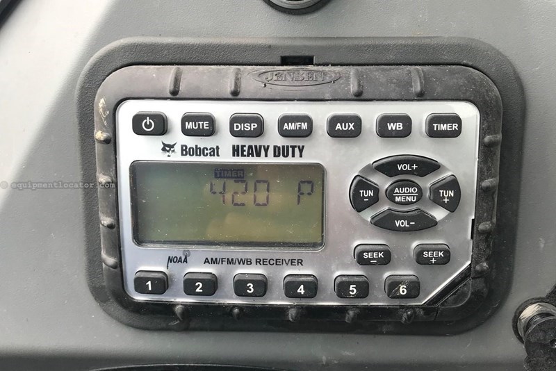 2017 Bobcat T770 Image 10