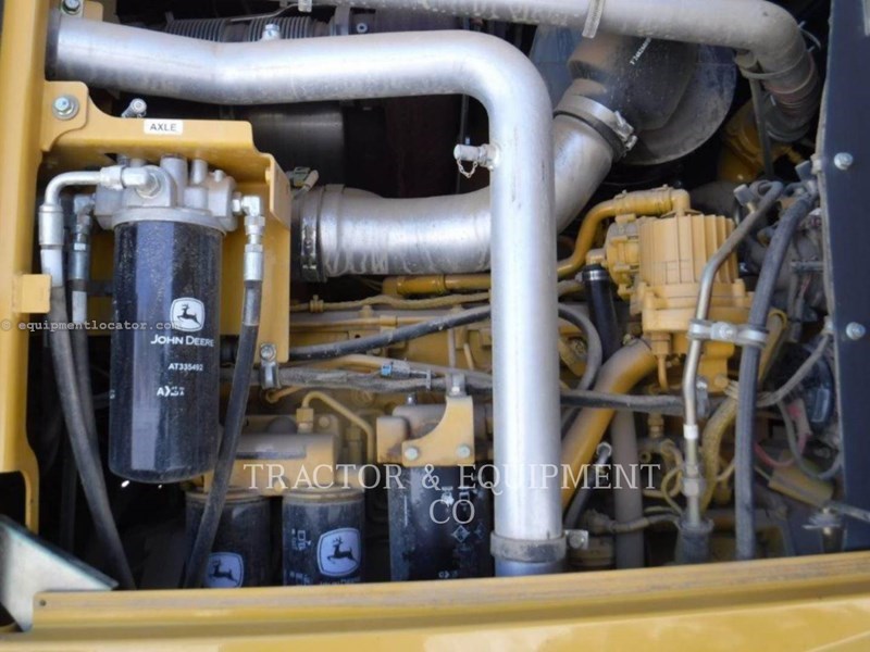 2012 John Deere 772G Image 10