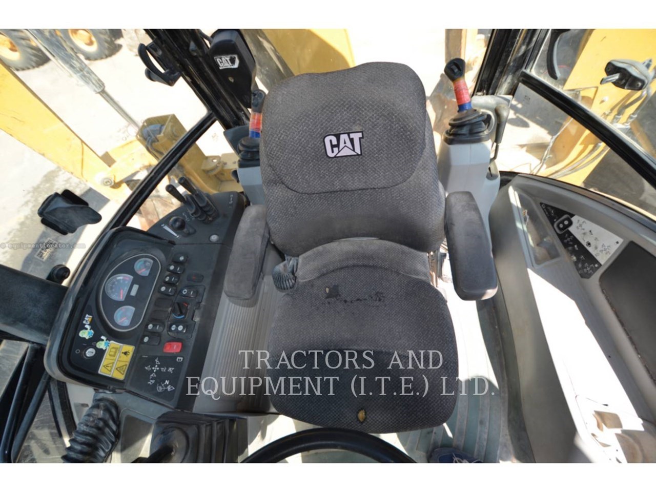 2012 Caterpillar 432F Image 10
