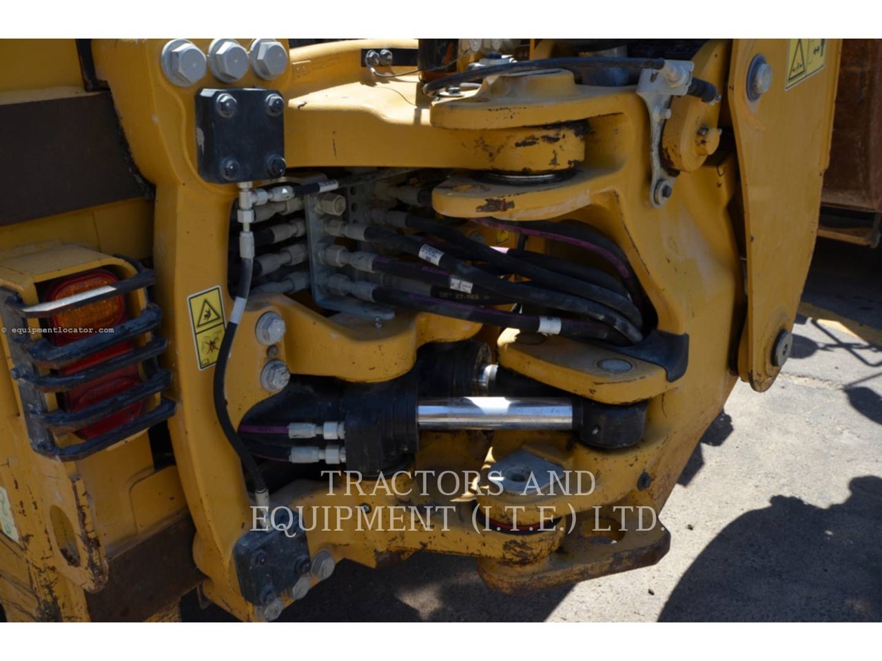 2016 Caterpillar 432F2 Image 10