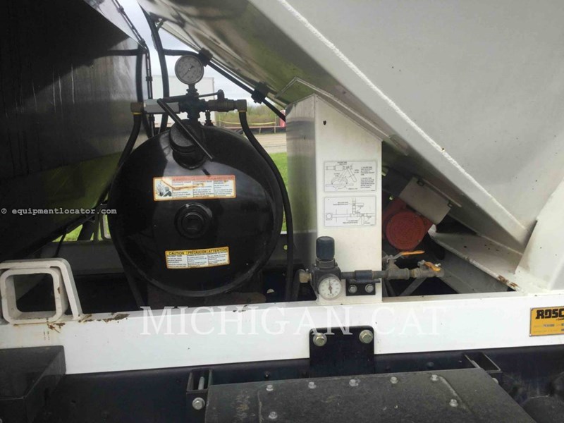 2013 Leeboy RA400AN Image 10