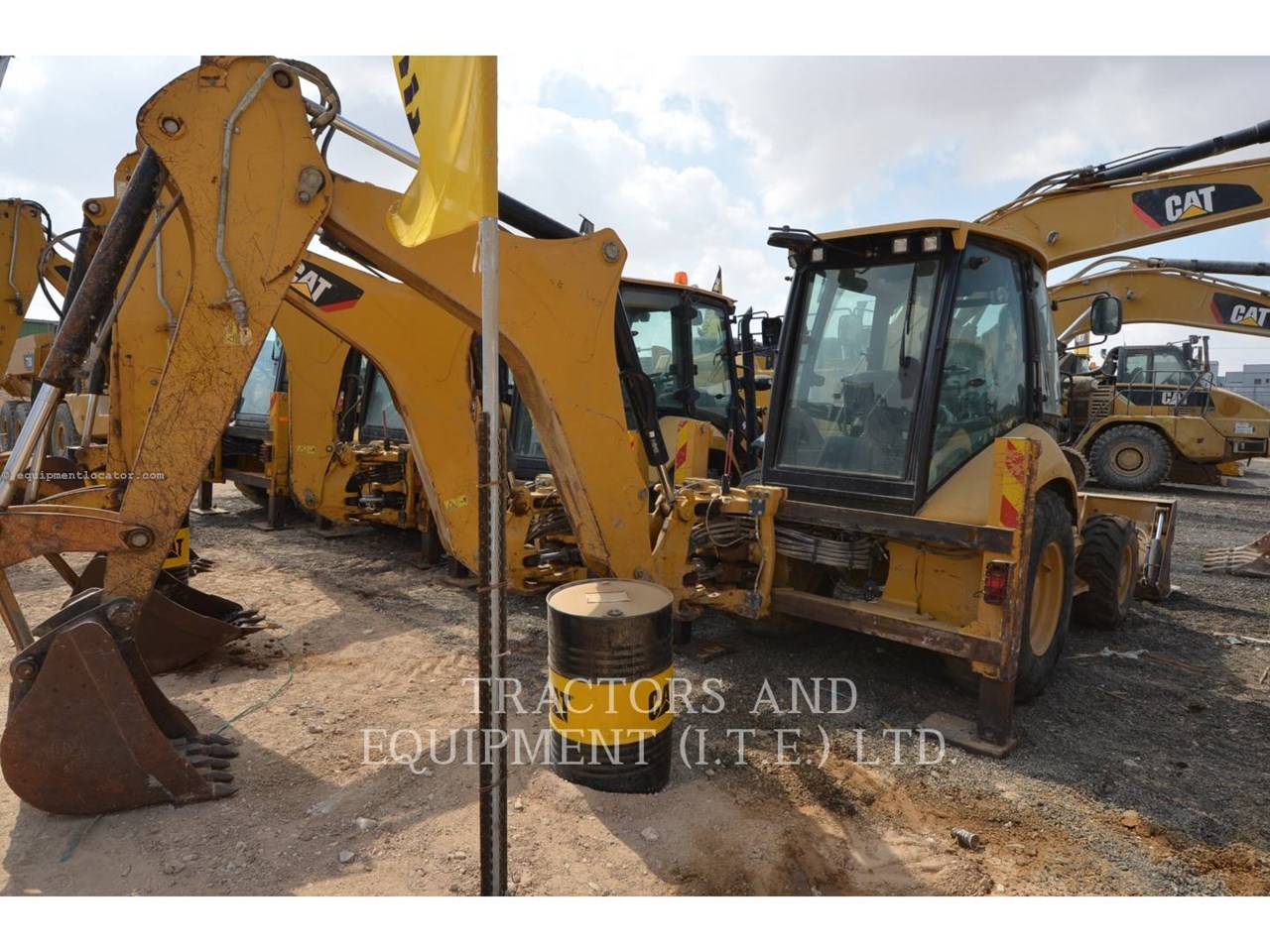 2011 Caterpillar 428E Image 10