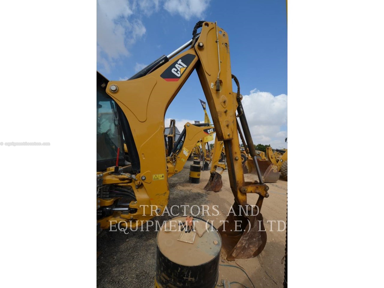 2017 Caterpillar 432F2 Image 10