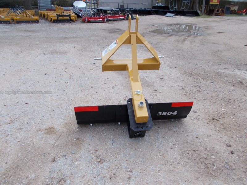 Dirt Dog New 3pt 4' foot angle grader blade 3504 Image 3