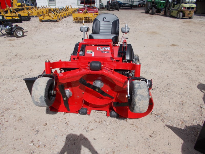 Country Clipper NEW Country Clipper 26hp 52" zero turn mower Image 10