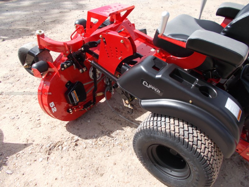 Country Clipper NEW Country Clipper 26hp 52" zero turn mower Zero Turn