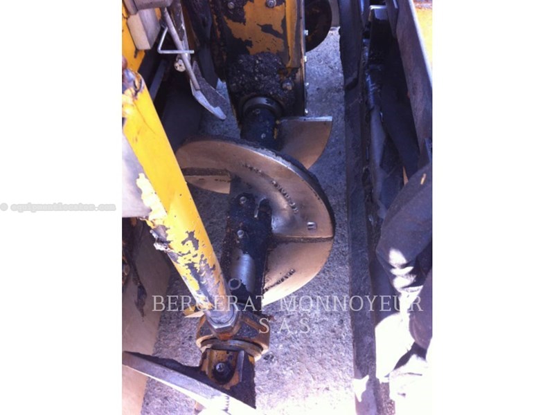 2018 Caterpillar AP255E Image 10