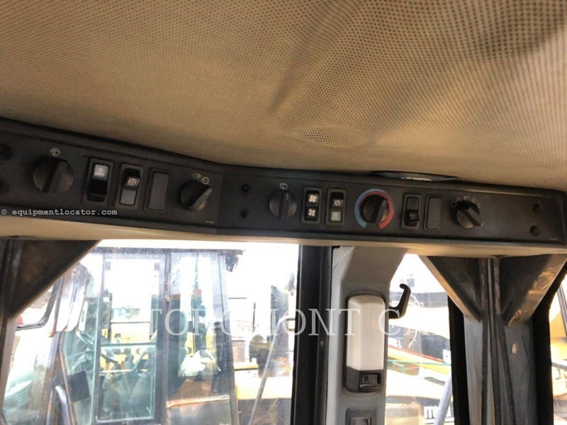 1999 Caterpillar IT62G Image 10