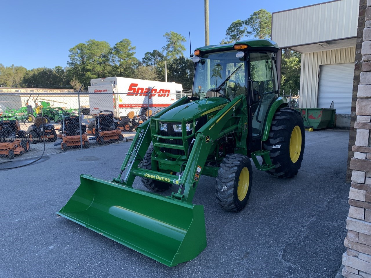 2025 John Deere 4052R Image 2