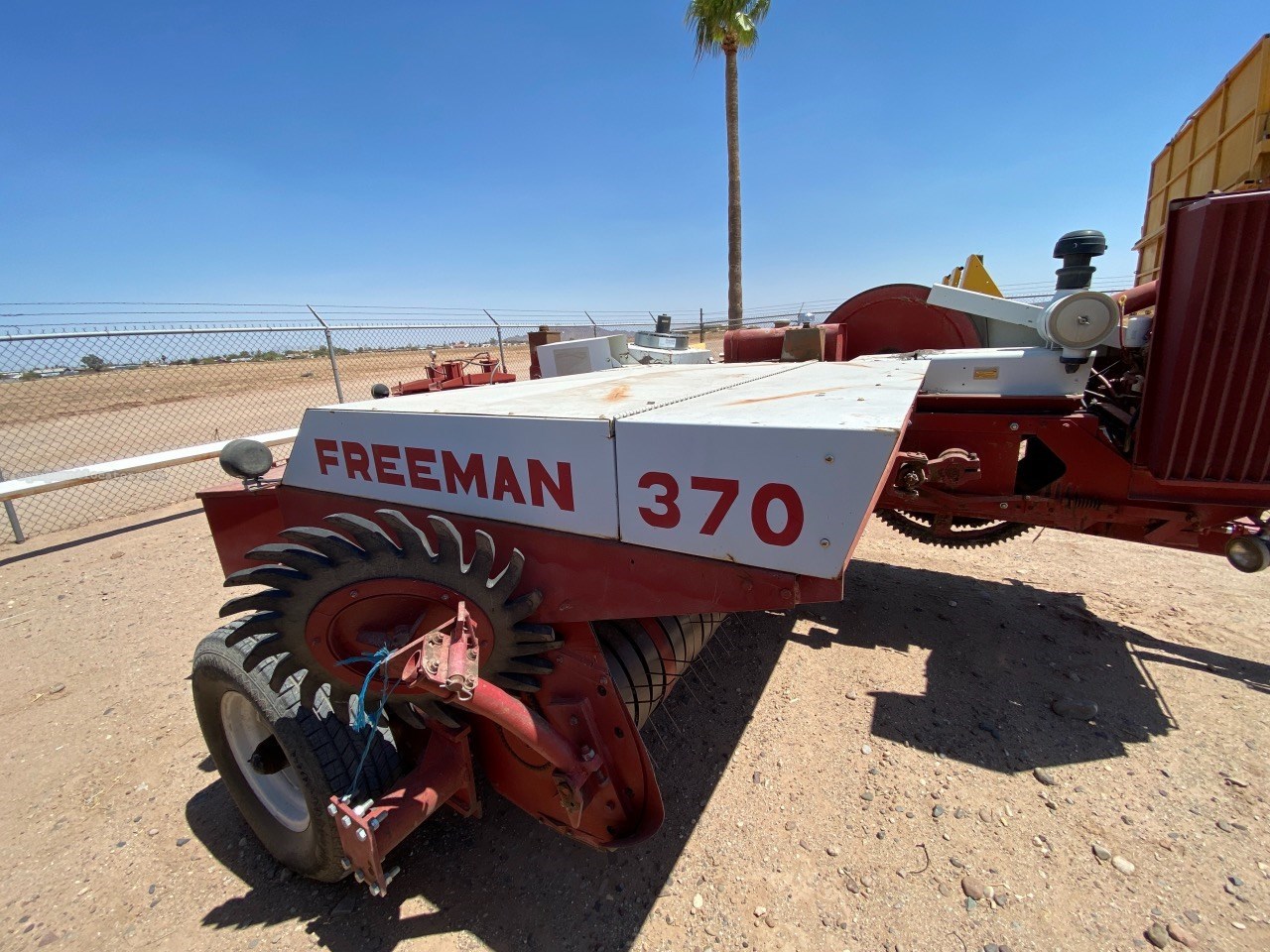 Freeman 370 Image 1