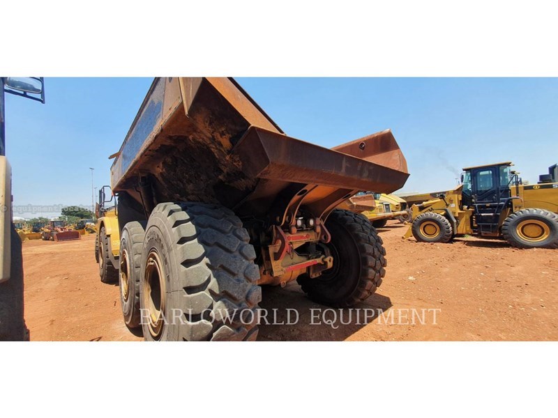 2017 Caterpillar 745-04LRC Image 4