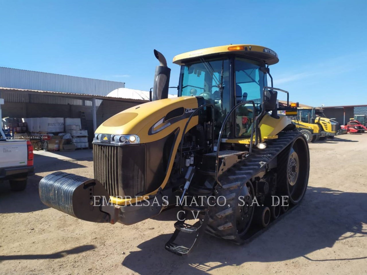 2013 Challenger MT765D Image 3