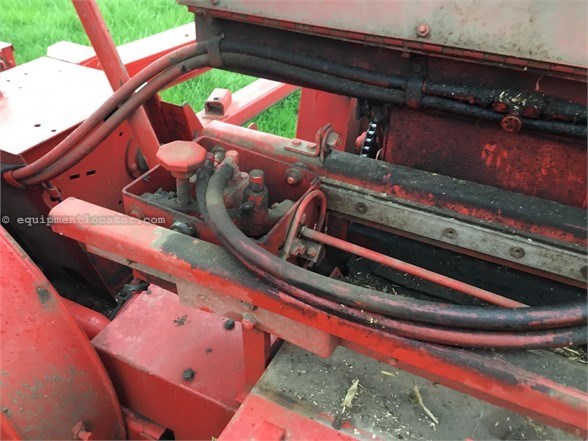 Gehl CB1060 Image 10