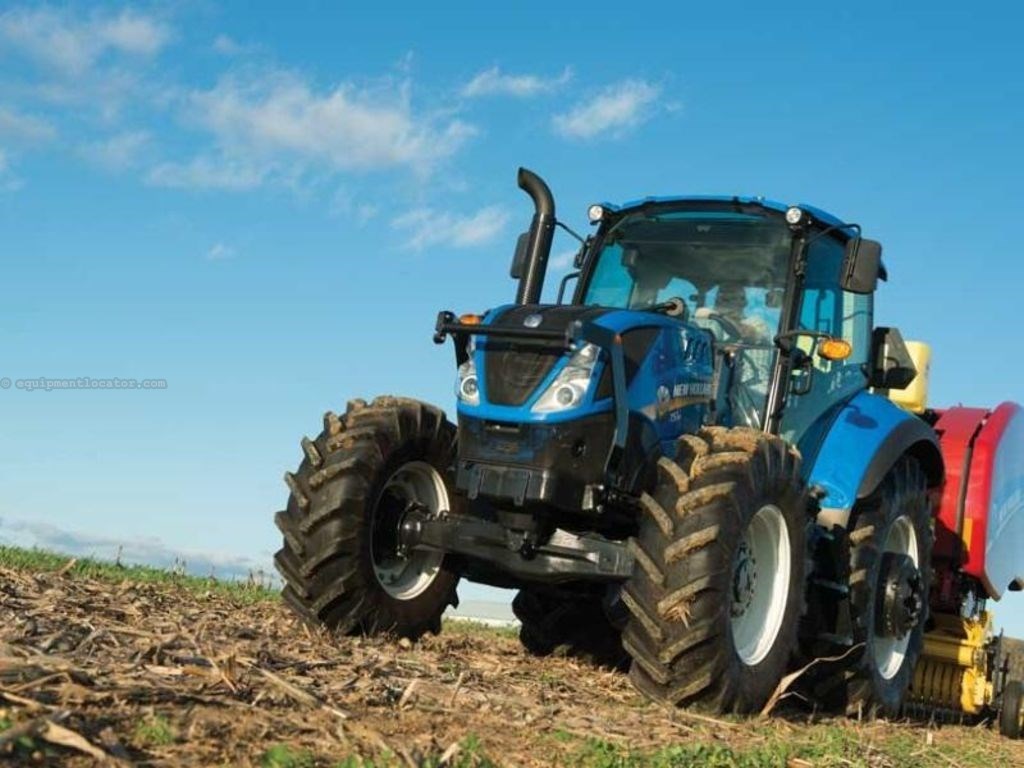 2020 New Holland T5 Series – Tier 4B .110 Electro Command™ Image 1