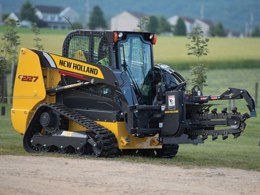 2020 New Holland Compact Track Loaders C227 Image 1