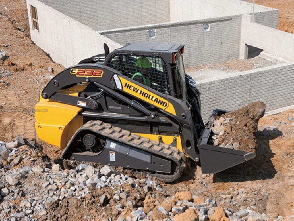 2020 New Holland Compact Track Loaders C232 Image 1