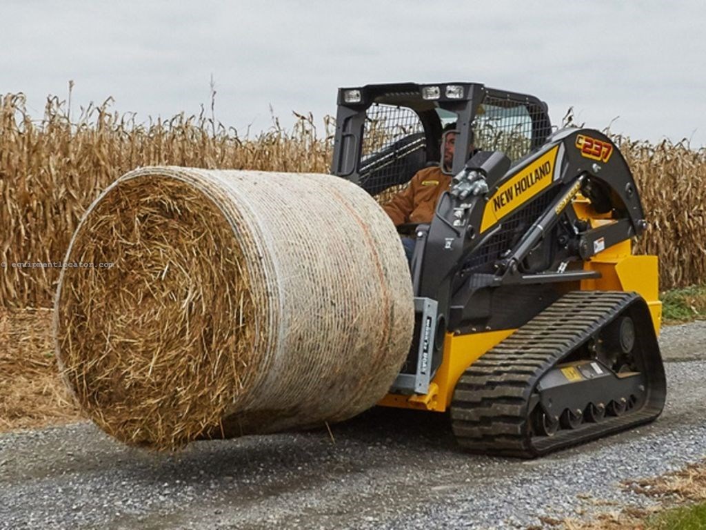 2020 New Holland Compact Track Loaders C237 Image 1