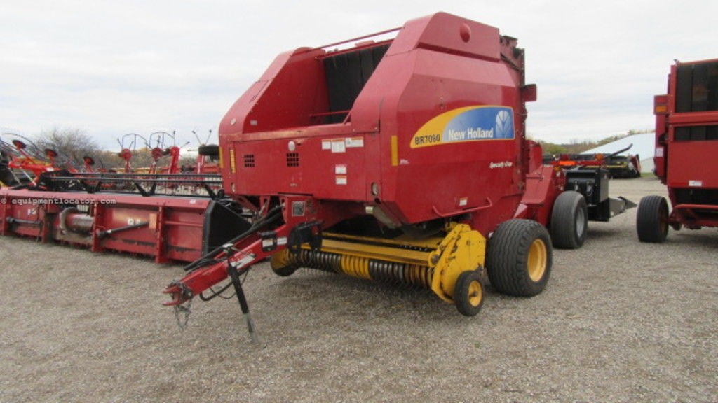 2010 New Holland BR7090 5X6 Image 1