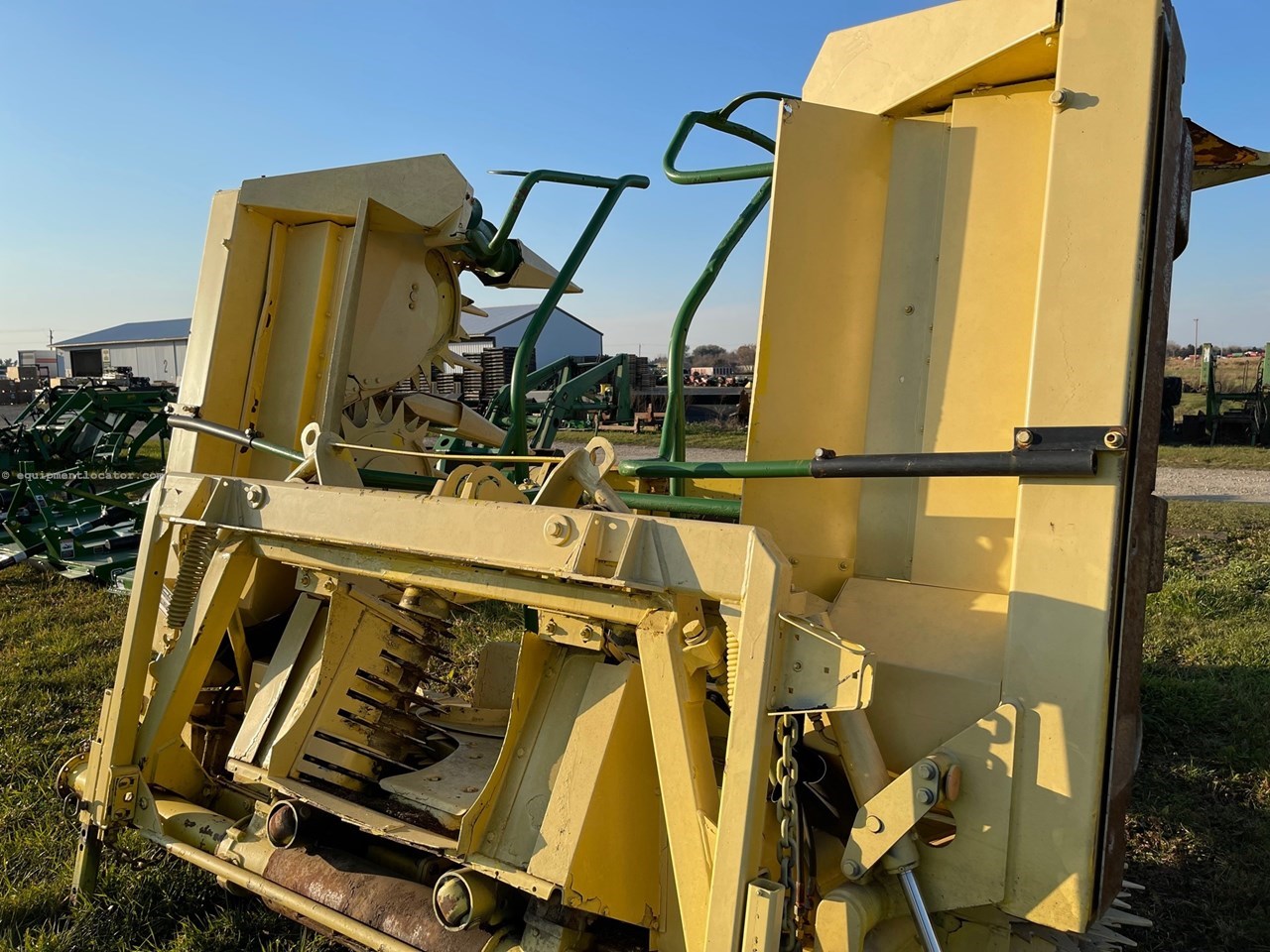 2009 John Deere 688 Image 10