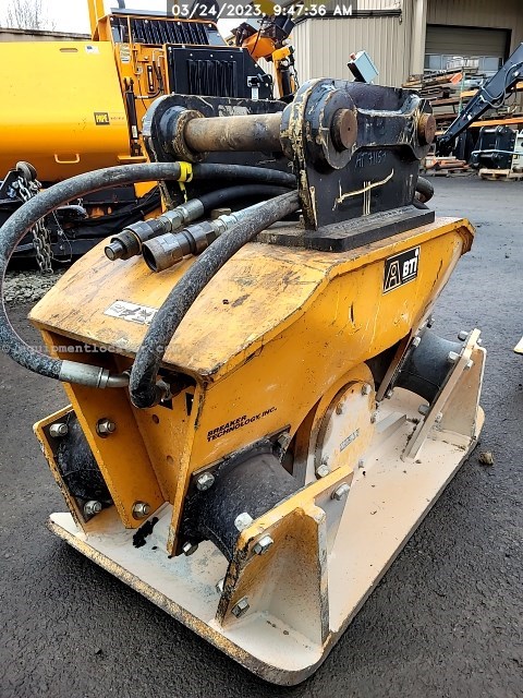 2017 Breaker TC152L Image 4