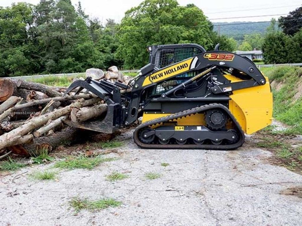 2021 New Holland Compact Track Loaders C332 Image 1