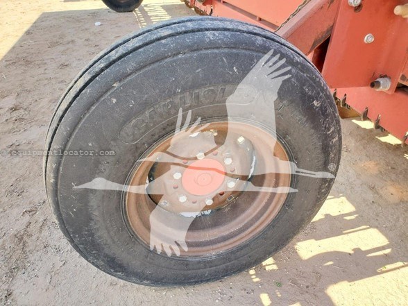 1997 Case IH 5400 Image 9