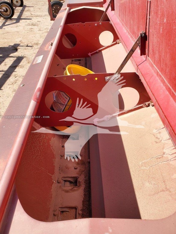 1997 Case IH 5400 Image 13