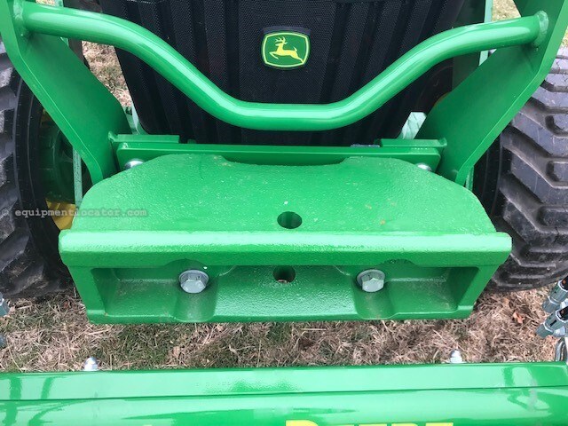 2022 John Deere 4066M HD Image 4