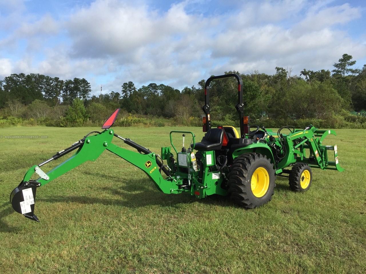 2025 John Deere 3025E Image 10
