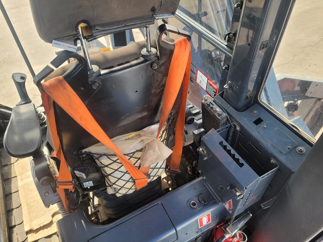 2020 Hitachi Z3706L Image 10