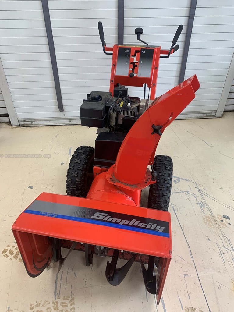 2009 Simplicity 1691900 Snow Blower For Sale in Newport Vermont
