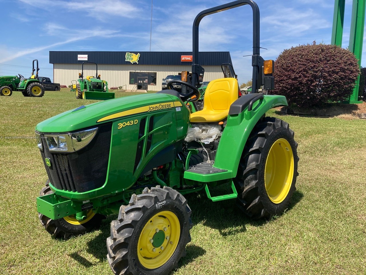 2023 John Deere 3043D Compact Utility Tractor For Sale in Cairo