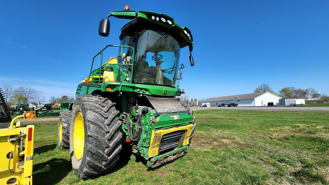 2016 John Deere 8600 Image 3